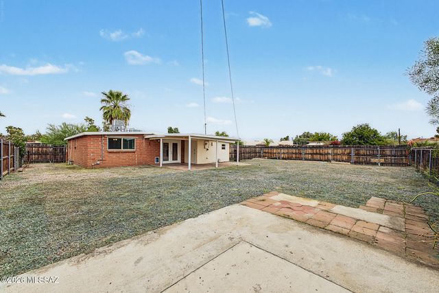 364 E Calle Arizona, Tucson, AZ 85705