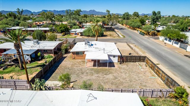 364 E Calle Arizona, Tucson, AZ 85705