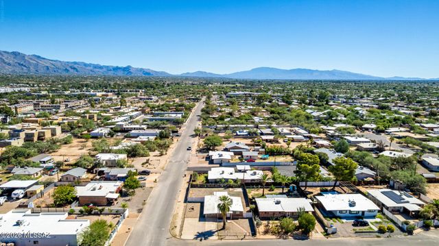 364 E Calle Arizona, Tucson, AZ 85705