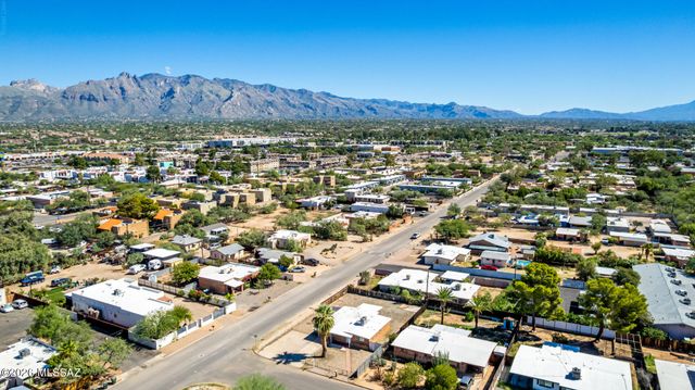 364 E Calle Arizona, Tucson, AZ 85705