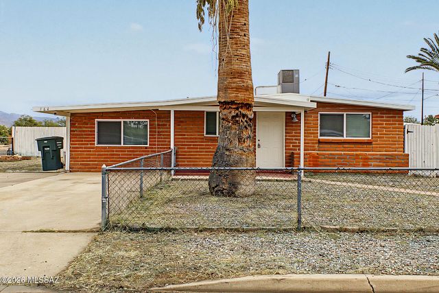364 E Calle Arizona, Tucson, AZ 85705