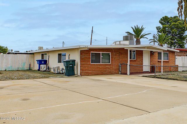 364 E Calle Arizona, Tucson, AZ 85705