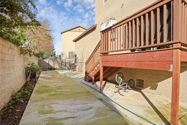 1540 Battlement Dr, Stockton, CA 95206