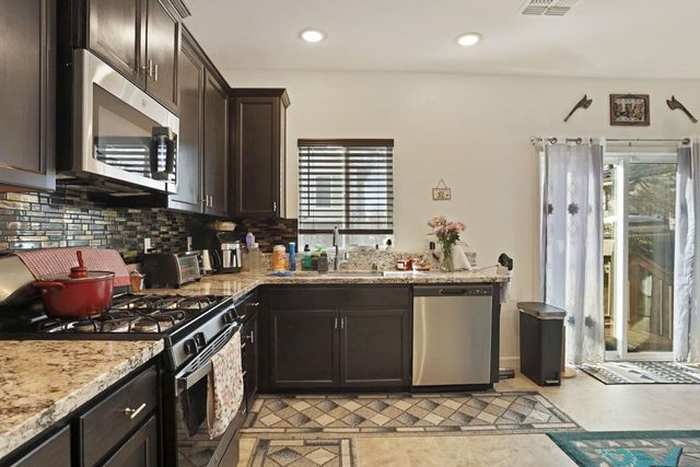 1540 Battlement Dr, Stockton, CA 95206