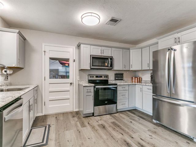 1616 Rulane Drive, Midwest City, OK 73110