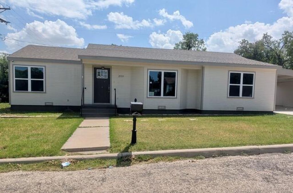 Image 1 of property listing at 2101 W Concho Avenue, San Angelo, TX 76901