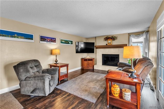 4430 Creek Road, Lewiston, NY 14092