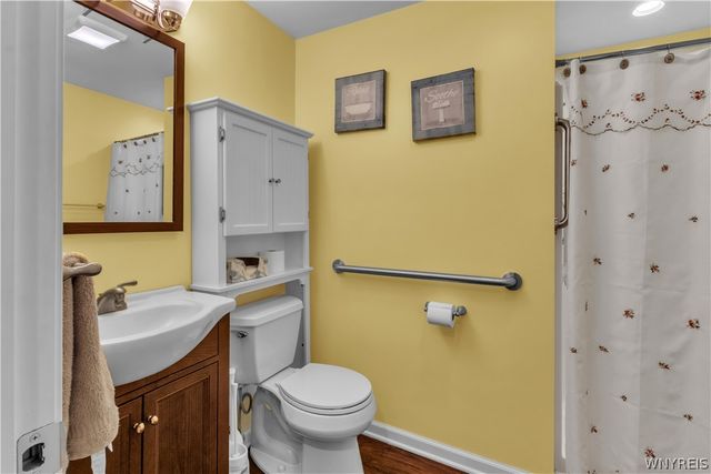 4430 Creek Road, Lewiston, NY 14092