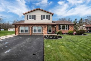 4430 Creek Road, Lewiston, NY 14092
