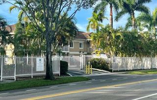 4812 Washington St 147, Hollywood, FL 33021