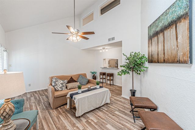 5590 Spring Valley Road C205, Dallas, TX 75254