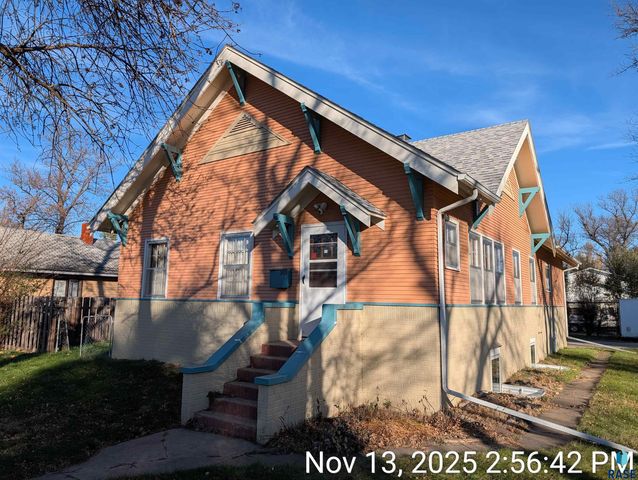 203 E 6th Ave Avenue, Sisseton, SD 57262