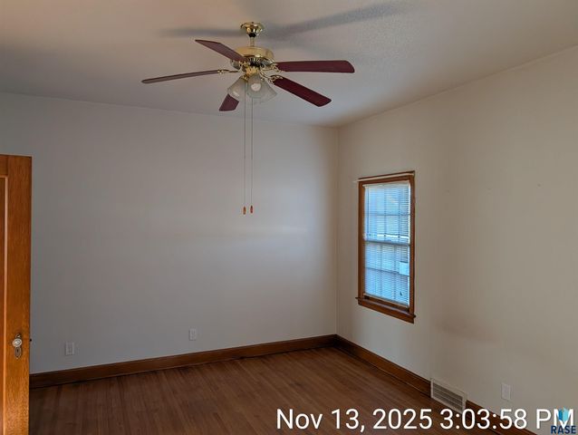 203 E 6th Ave Avenue, Sisseton, SD 57262