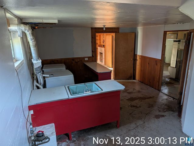 203 E 6th Ave Avenue, Sisseton, SD 57262