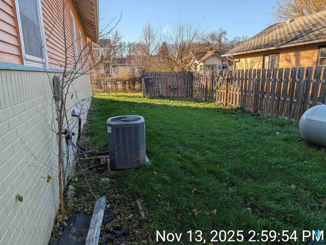 203 E 6th Ave Avenue, Sisseton, SD 57262