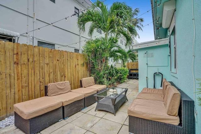 326 Walnut Street, Hollywood, FL 33019