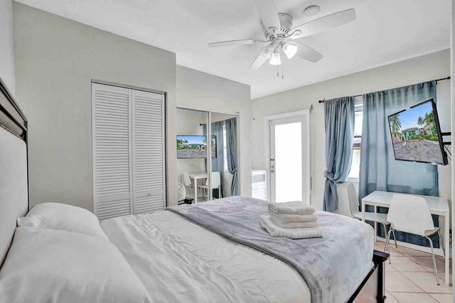 326 Walnut Street, Hollywood, FL 33019