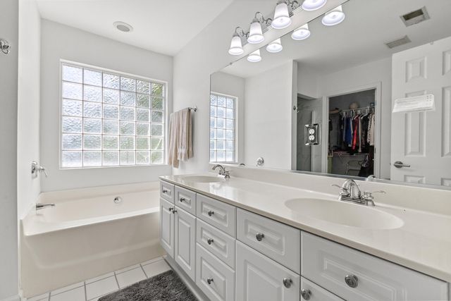 1880 Oleander Court, Charleston, SC 29414