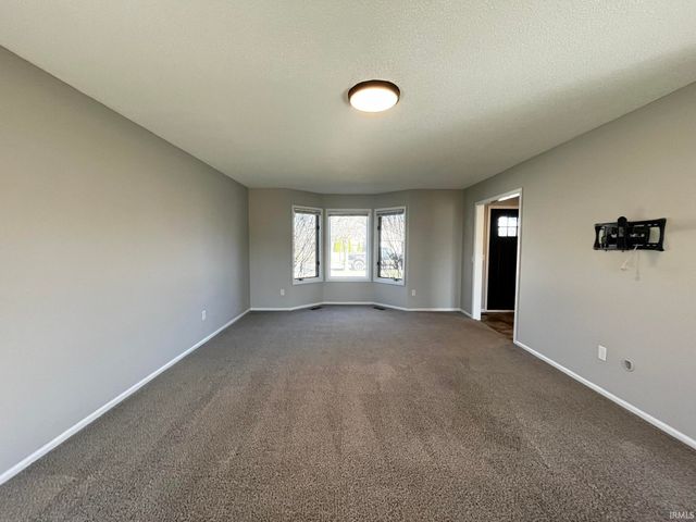 5018 Knollfield Place, Fort Wayne, IN 46809