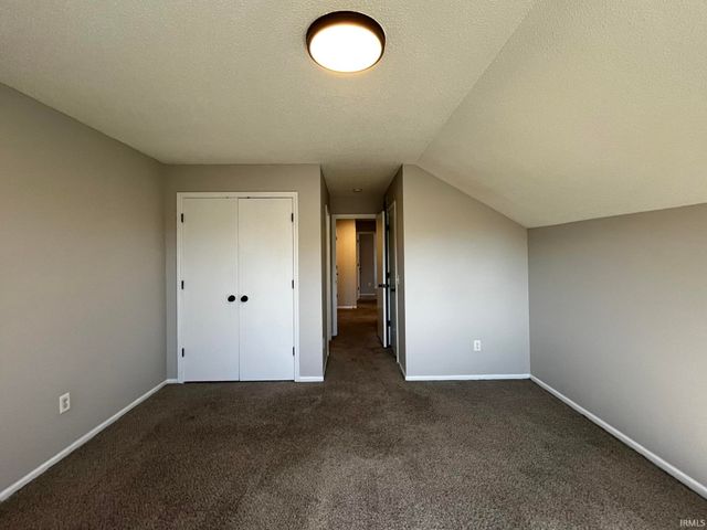 5018 Knollfield Place, Fort Wayne, IN 46809