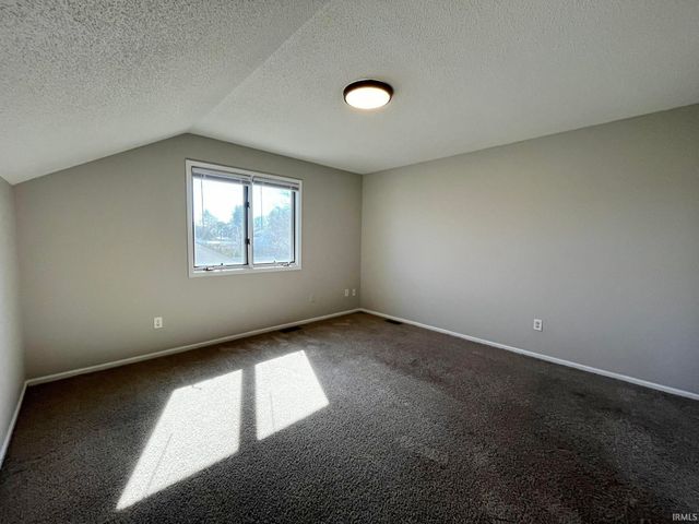 5018 Knollfield Place, Fort Wayne, IN 46809