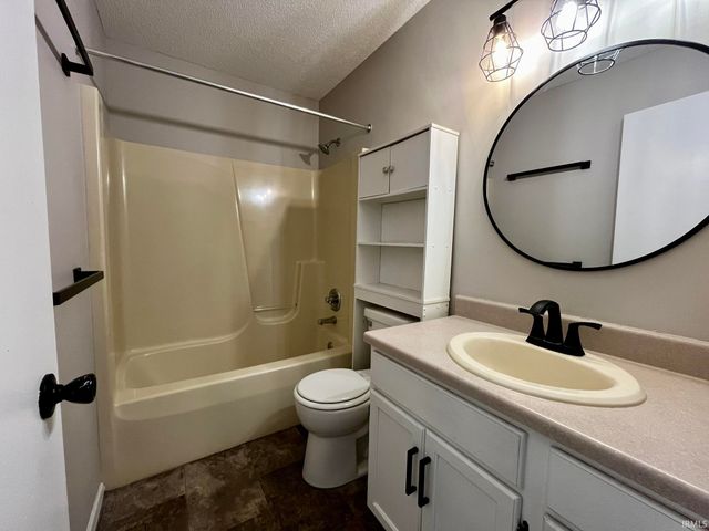 5018 Knollfield Place, Fort Wayne, IN 46809