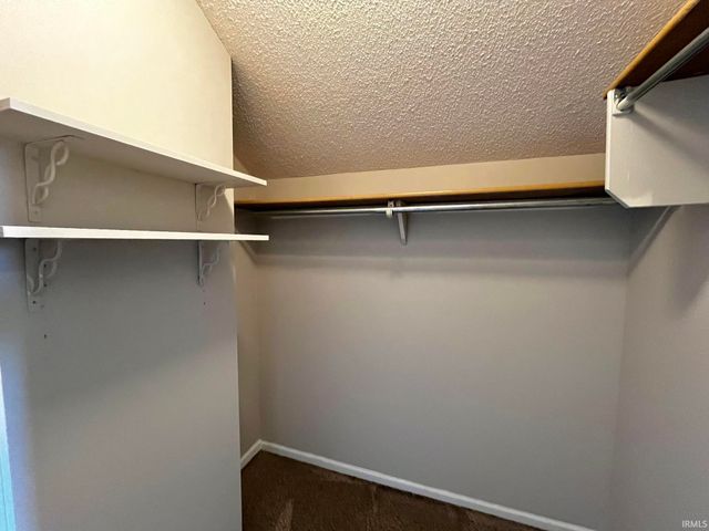 5018 Knollfield Place, Fort Wayne, IN 46809