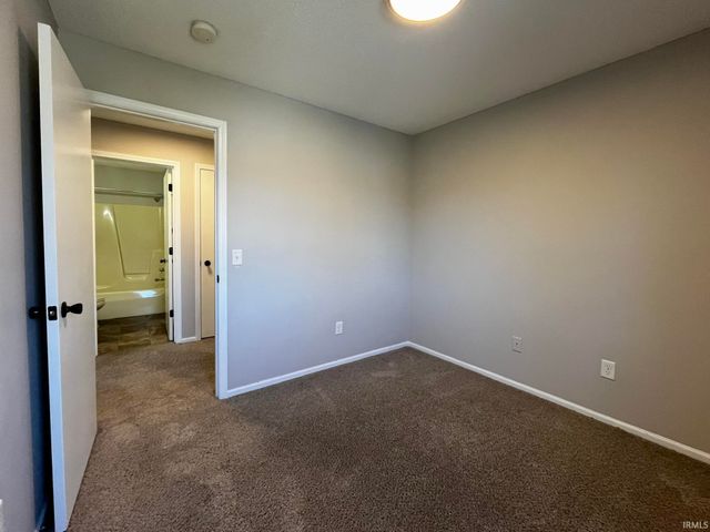 5018 Knollfield Place, Fort Wayne, IN 46809