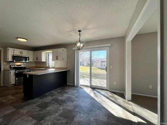 5018 Knollfield Place, Fort Wayne, IN 46809