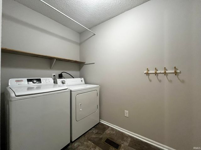 5018 Knollfield Place, Fort Wayne, IN 46809