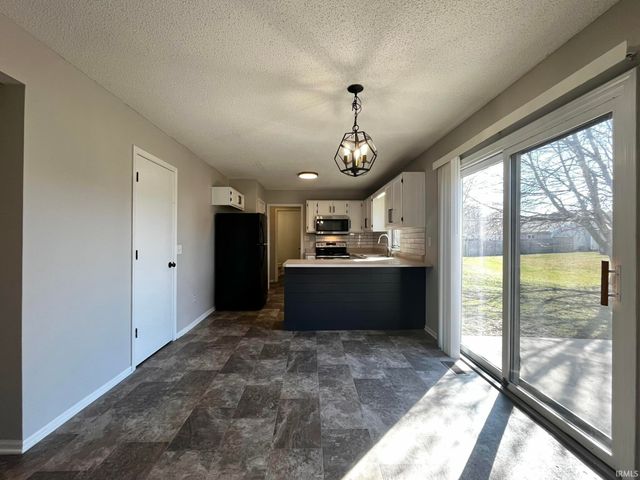 5018 Knollfield Place, Fort Wayne, IN 46809