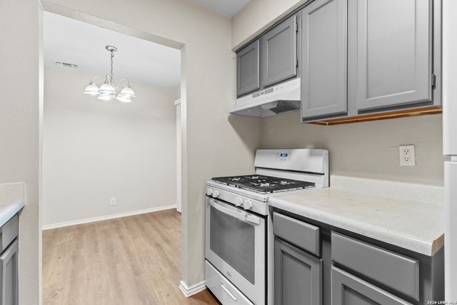 5230 Meadow Rise, San Antonio, TX 78250