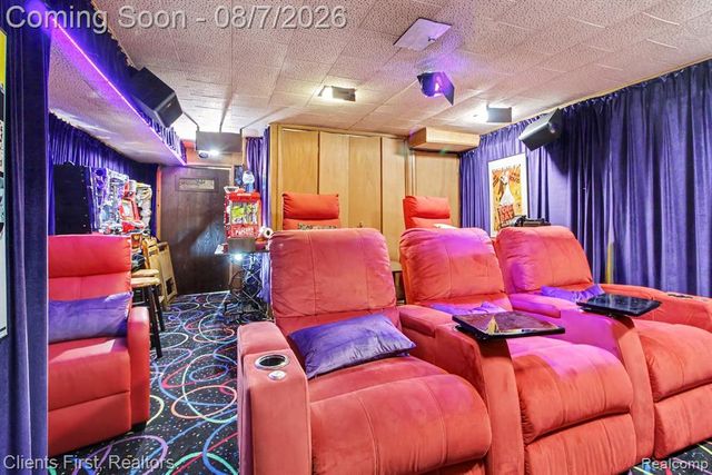 620 Beechmont Street, Dearborn, MI 48124
