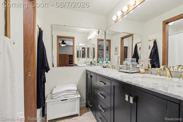 620 Beechmont Street, Dearborn, MI 48124