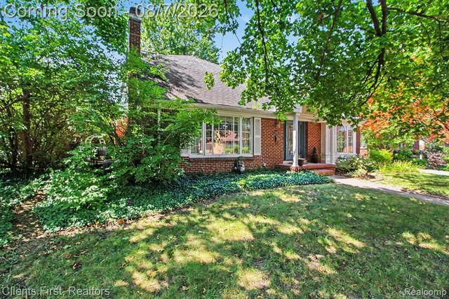620 Beechmont Street, Dearborn, MI 48124