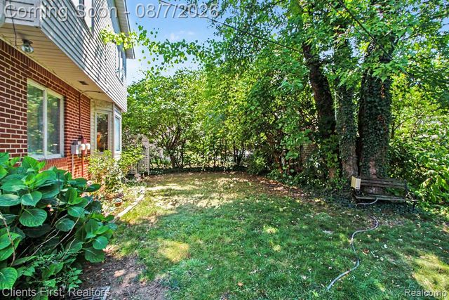 620 Beechmont Street, Dearborn, MI 48124