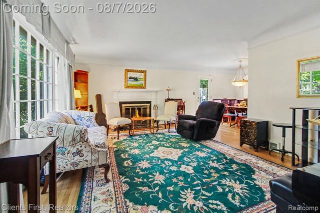 620 Beechmont Street, Dearborn, MI 48124