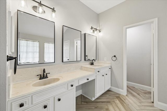 7926 Rothesay Chase Road, Houston, TX 77095