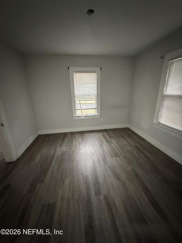 299 E 48TH Street, Jacksonville, FL 32208