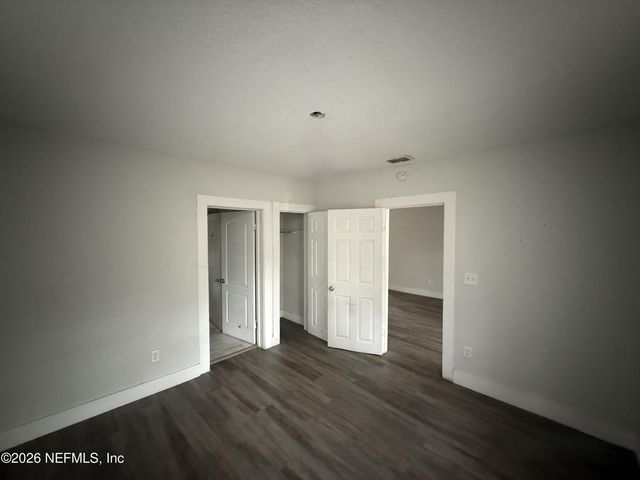 299 E 48TH Street, Jacksonville, FL 32208