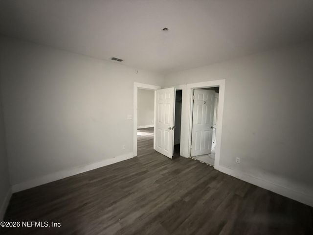 299 E 48TH Street, Jacksonville, FL 32208