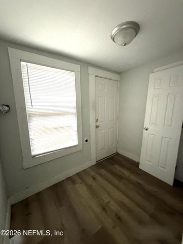 299 E 48TH Street, Jacksonville, FL 32208