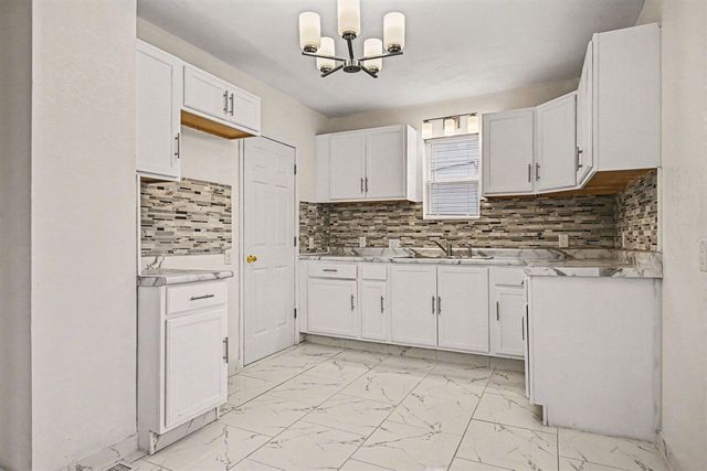 128 Reed Street, Kalamazoo, MI 49001