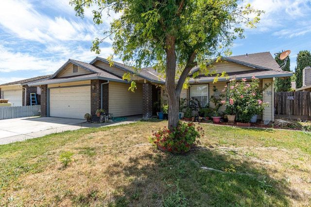 2135 Arroyo Court, Los Banos, CA 93635