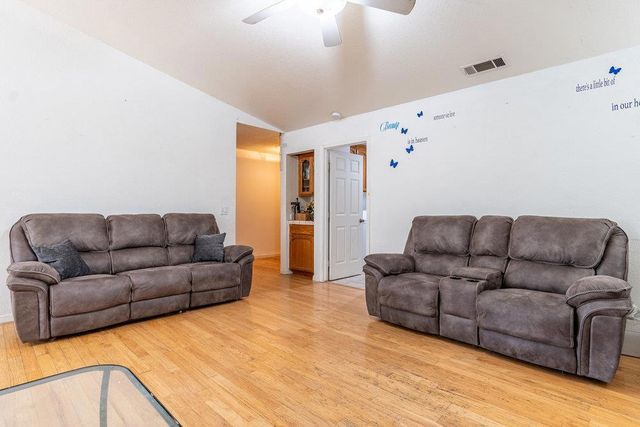 2135 Arroyo Court, Los Banos, CA 93635