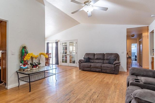 2135 Arroyo Court, Los Banos, CA 93635