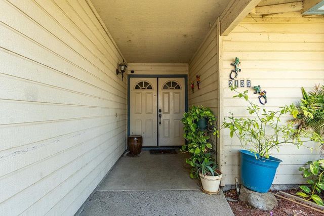 2135 Arroyo Court, Los Banos, CA 93635