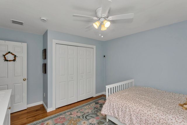 28 Sullivan Blvd A, Oxford, MA 01540