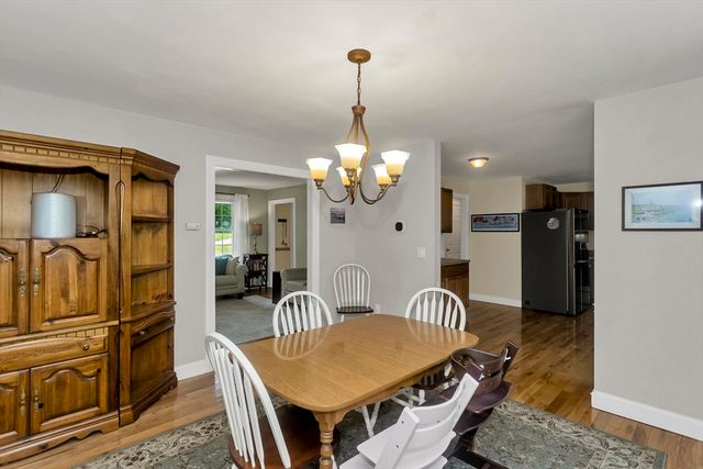 28 Sullivan Blvd A, Oxford, MA 01540