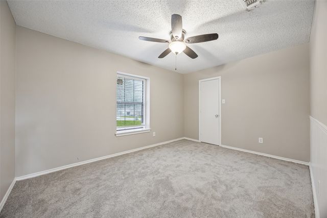 116 Timberview Court, Burleson, TX 76028